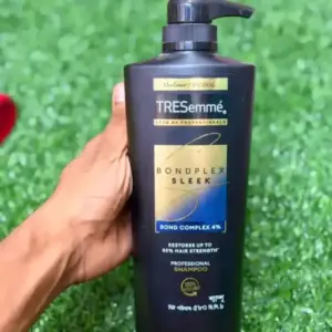 Tresemme Shampoo Bond Plex Sleek 580ml Size: 580ml